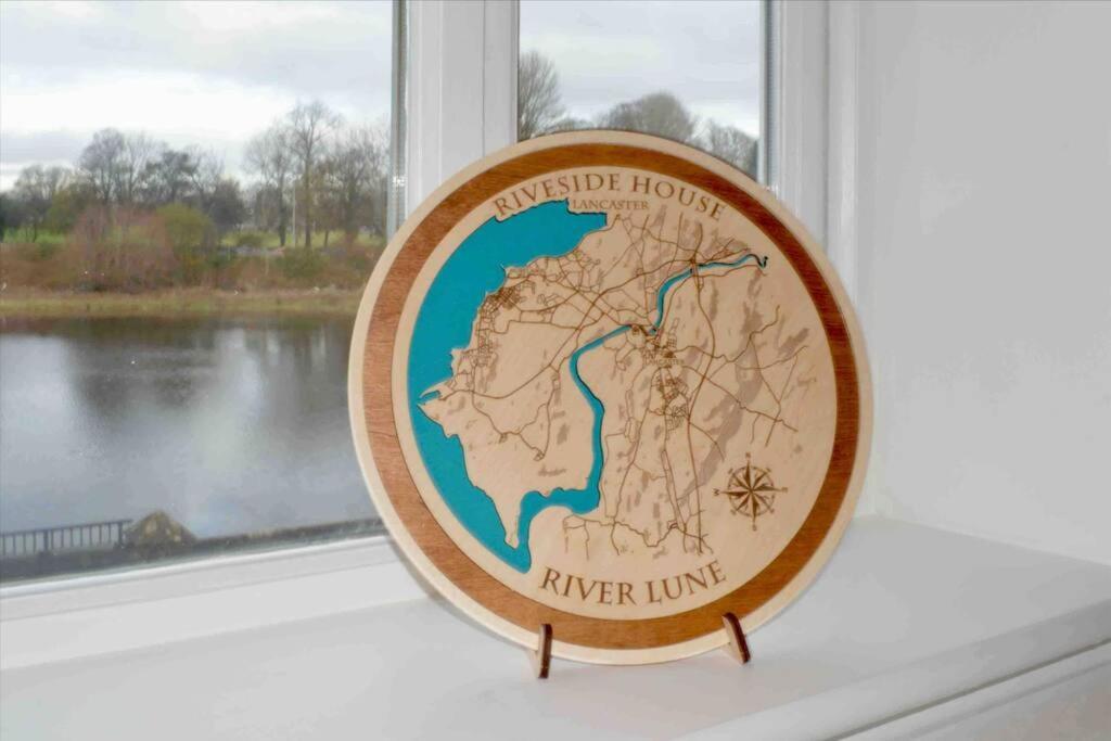 Riverside House - 2 Bedroom House *